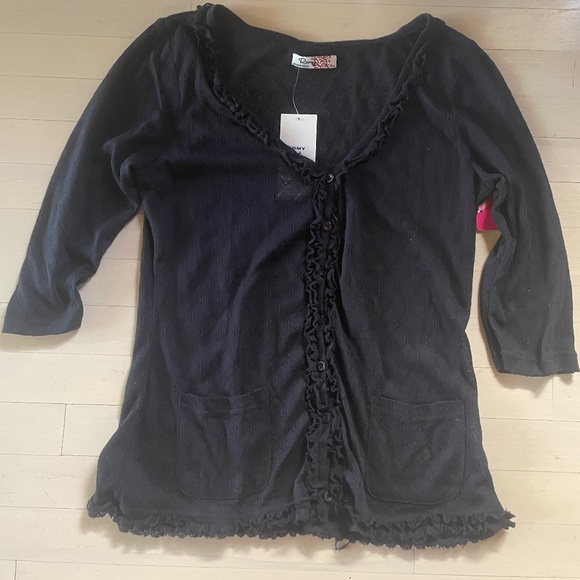 Cute Romy Spring Blouse - Picture 3 of 5